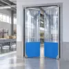 Маятниковая распашная двустворчатая эластичная дверь из ПВХ 200*140